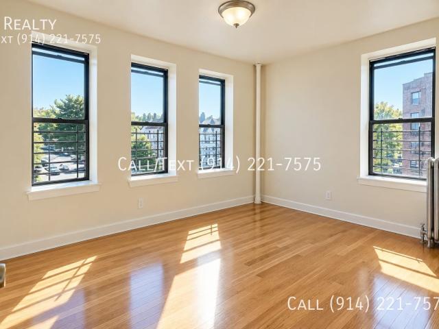 4 BR, 1 BA Apartment 290 Hawthorne Ave, Yonkers, NY 10705