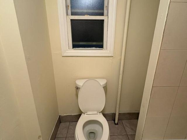 4 BR, 1 BA Apartment 20 Garfield St, Yonkers, NY 10701