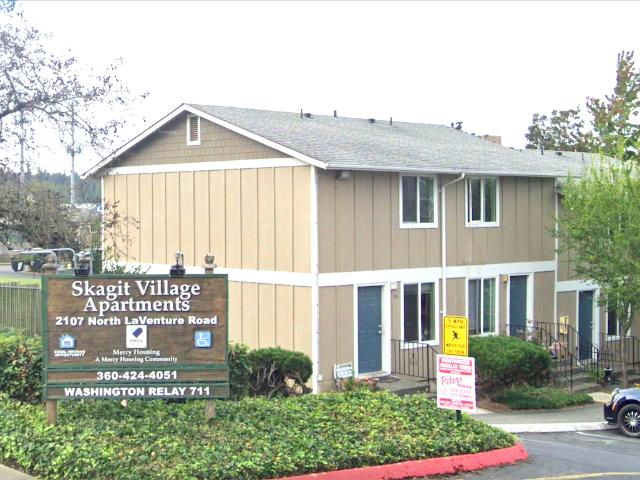 4 BR, 1 BA Apartment 2107 N Laventure Rd, Mount Vernon, WA 98273