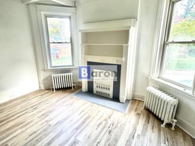 4 BR, 1 BA Apartment 3442 Larona Ave, Cincinnati, OH 45229