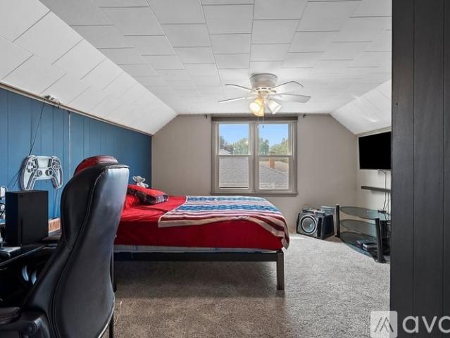 4 BR, 1 BA Apartment 312 Saratoga Street, Chilton, WI 53014