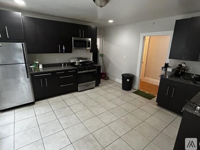 4 BR, 1 BA Apartment 3147 3149 Washington Street, Unit 2, Boston, MA 02130