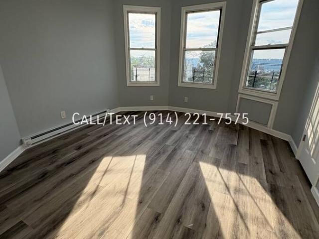 4 BR, 1 BA Apartment 32 Van Cortland Park Ave, Yonkers, NY 10701
