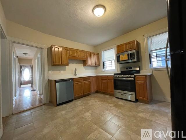 4 BR, 1 BA Apartment 46 Neponset Avenue, Unit 1, Boston, MA 02122