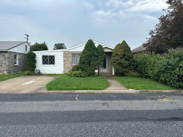 4 BR, 1 BA Apartment 4703 Lancaster St Harrisburg, PA 17111