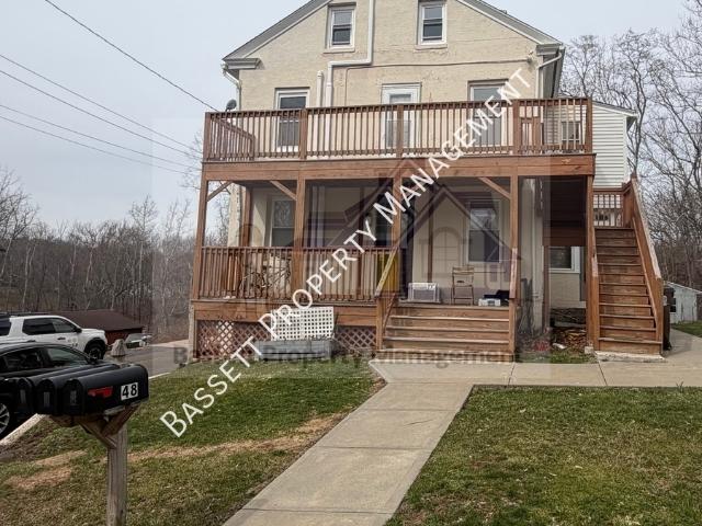 4 BR, 1 BA Apartment 48 Jackson Street 3, Middletown, CT 06457