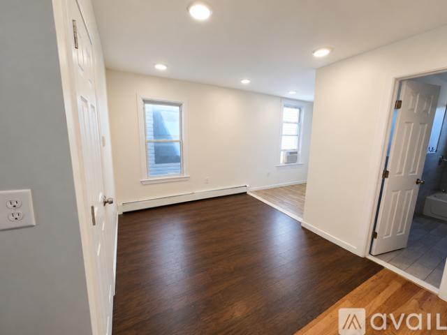 4 BR, 1 BA Apartment 408 West Side Avenue, Unit 408 West Side #2, Jersey City, NJ 07305