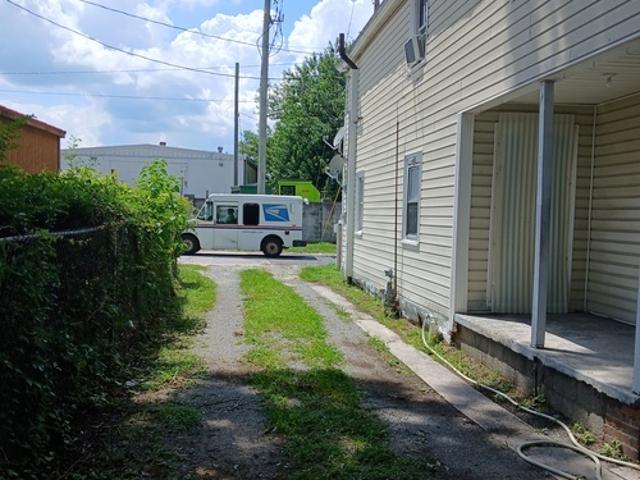 4 BR, 1 BA Apartment 510 1st Avenue, New Bern, NC 28560