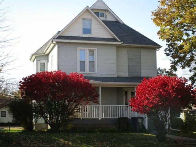4 BR, 1 BA Apartment 515 Franklin Street Unit 515 1/2 Franklin St, Cedar Falls, IA 50613