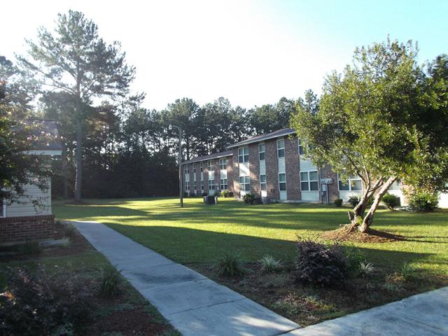4 BR, 1 BA Apartment 601 Green Pond Hwy, Walterboro, SC 29488