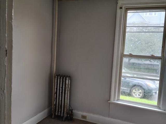 4 BR, 1 BA Apartment 742 5th Ave, Unit 1st floor, Troy, NY 12182