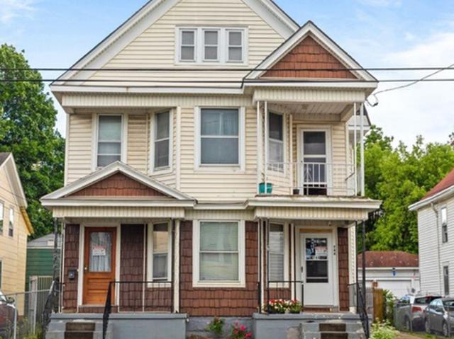 4 BR, 1 BA Apartment 744 South St, Unit 1, Utica, NY 13501