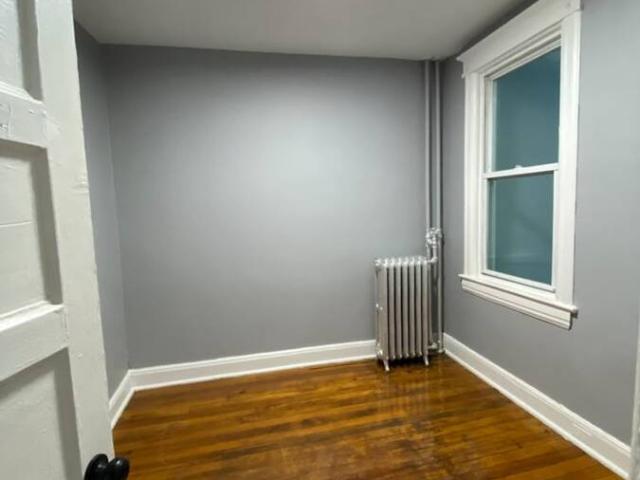 4 BR, 1 BA Apartment 74 Glenwood Ave, Yonkers, NY 10701