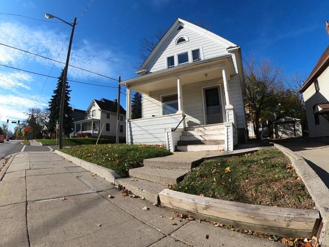 4 BR, 1 BA Apartment 720 S. Main St, Ann Arbor, MI 48104