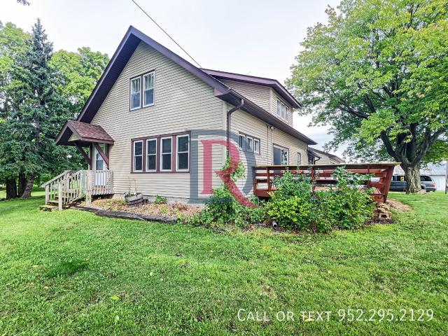4 BR, 1 BA Apartment 7250 county Rd 19, Loretto, MN 55357