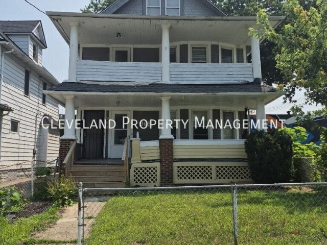4 BR, 1 BA Apartment 965 E 147th St Unit 2, Cleveland, OH 44110