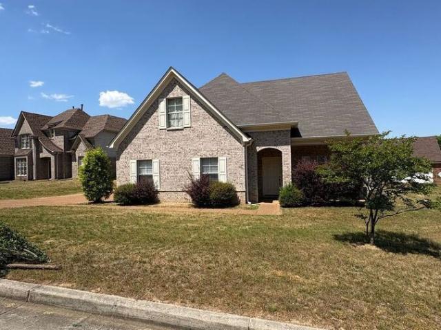 4 BR, 2.5 BA Apartment 1057 Kentshire Cove, Cordova, TN 38018