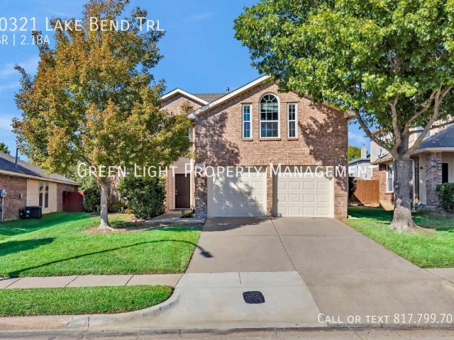 4 BR, 2.5 BA Apartment 10321 Lake Bend Trl, Hurst, TX 76053