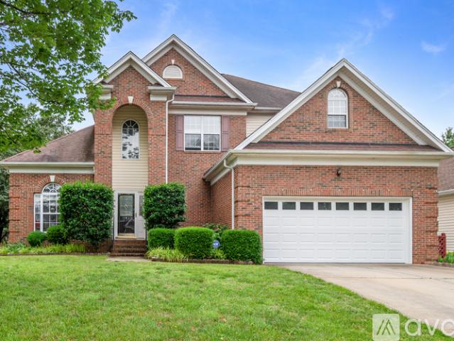4 BR, 2.5 BA Apartment 11537 Mc Ginns Trace Court, Charlotte, NC 28277