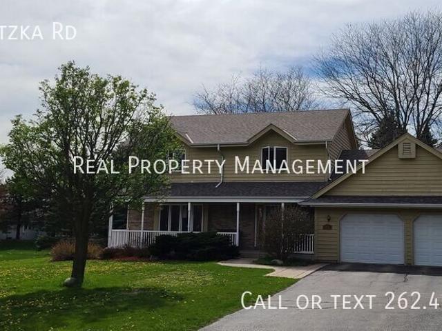 4 BR, 2.5 BA Apartment 1165 Pitzka Rd, Brookfield, WI 53045
