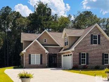 4 BR, 2.5 BA Apartment 119 Grovewood Dr, Hattiesburg, MS 39402
