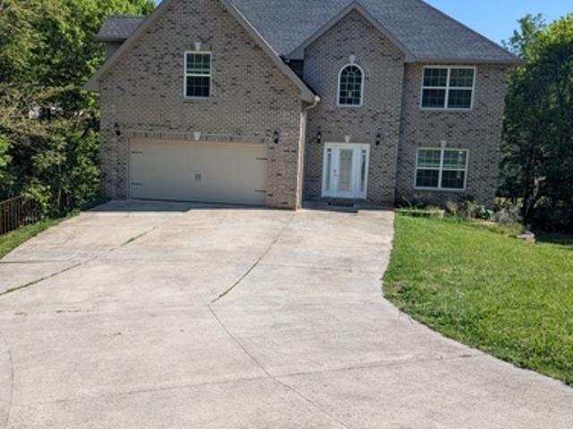 4 BR, 2.5 BA Apartment 1130 Twin Hill Ln, Knoxville, TN 37932