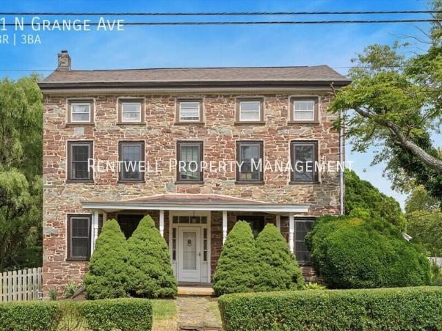 4 BR, 2.5 BA Apartment 11 N Grange Ave, Collegeville, PA 19426