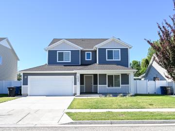 4 BR, 2.5 BA Apartment 1254 W 290 South Amber Flds, Logan, UT 84321