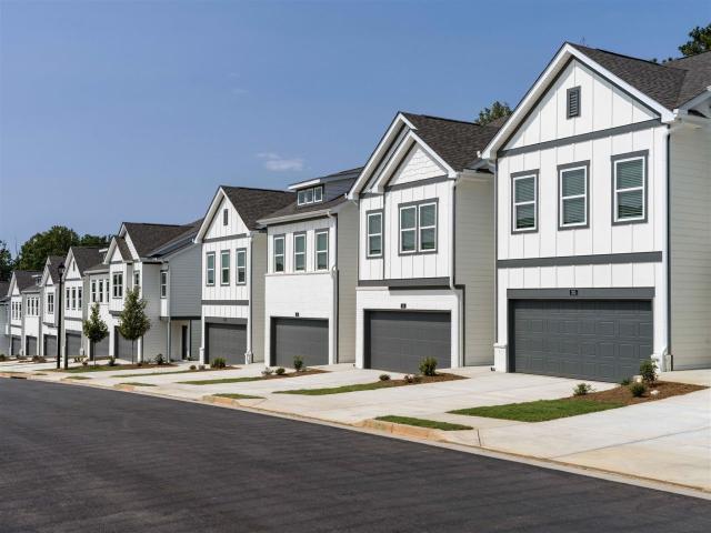 4 BR, 2.5 BA Apartment 133 Pyramid Lane Unit 14 GSL, Hoschton, GA 30548