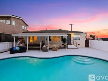 4 BR, 2.5 BA Apartment 1404 Lieta St, San Diego, CA 92110