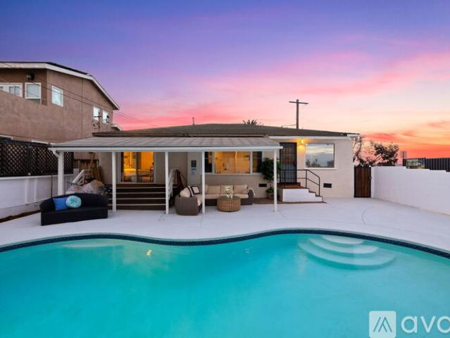 4 BR, 2.5 BA Apartment 1404 Lieta St, San Diego, CA 92110