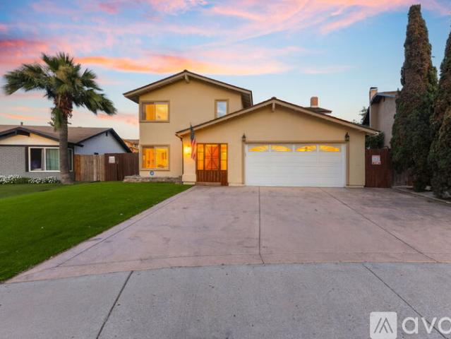 4 BR, 2.5 BA Apartment 1425 New Chatel Dr, San Diego, CA 92154