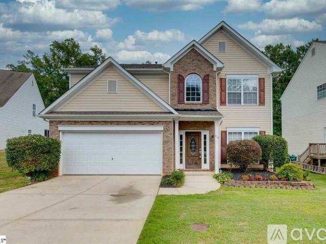 4 BR, 2.5 BA Apartment 14 Farmbrook Way, Simpsonville, SC 29681