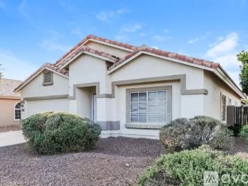 4 BR, 2.5 BA Apartment 15723 W Calavar Rd, Surprise, AZ 85379
