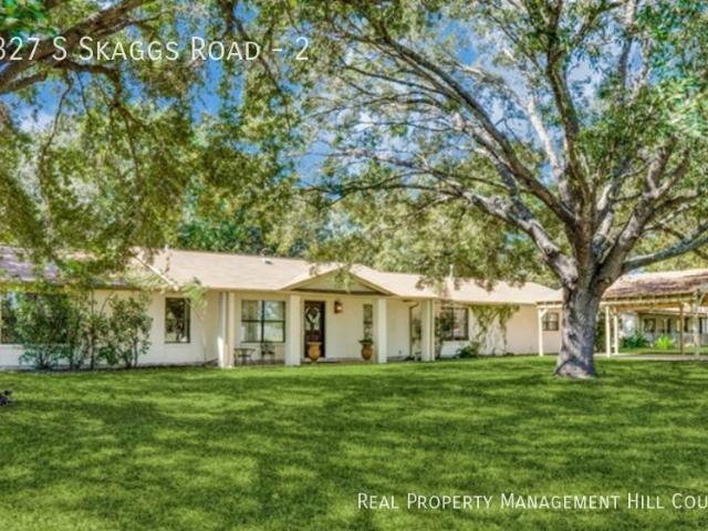 4 BR, 2.5 BA Apartment 15327 S Skaggs Road, Atascosa, TX 78002