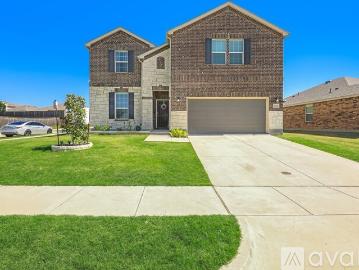 4 BR, 2.5 BA Apartment 1632 Trace Drive, Aubrey, TX 76227