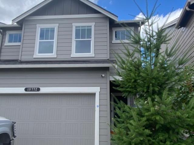 4 BR, 2.5 BA Apartment 18772 Lipoma Pl E, Puyallup, WA 98374