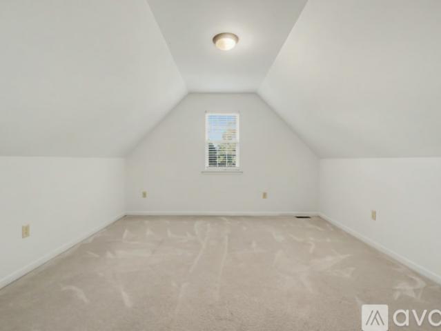 4 BR, 2.5 BA Apartment 198 Kutz Rd, Fleetwood, PA 19522