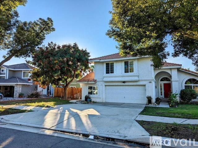 4 BR, 2.5 BA Apartment 1929 Glover Street, Redlands, CA 92374