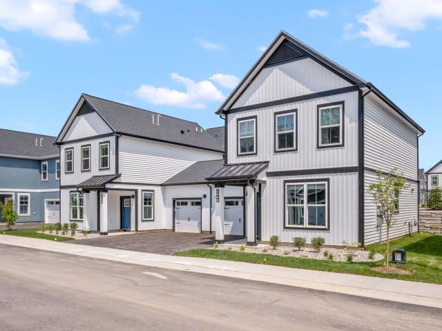 4 BR, 2.5 BA Apartment 2010 Deciduous Drive Unit 2499, Grand Rapids, MI 49505