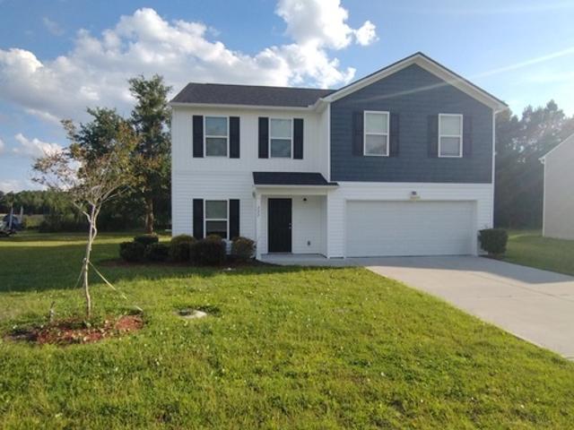 4 BR, 2.5 BA Apartment 227 Saddle Brooke Trce, Brunswick, GA 31525