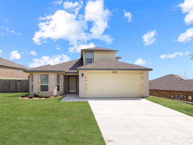 4 BR, 2.5 BA Apartment 2209 Sea Eagle Dr, Killeen, TX 76549