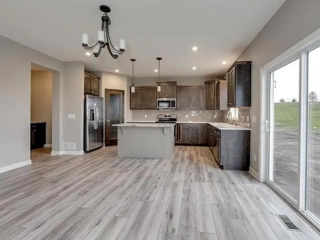 4 BR, 2.5 BA Apartment 2220 Naples Ave, Cologne, MN 55322