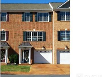 4 BR, 2.5 BA Apartment 23 Babylonica Ct, Unit 19, Bunker Hill, WV 25413
