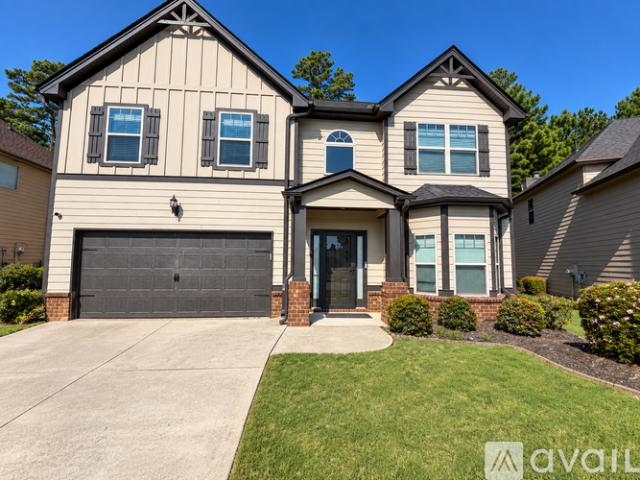 4 BR, 2.5 BA Apartment 270 Sylvan Loop, Fayetteville, GA 30214