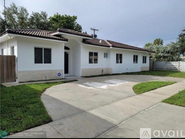 4 BR, 2.5 BA Apartment 2900 Southwest 62nd Avenue, Miramar, FL 33023