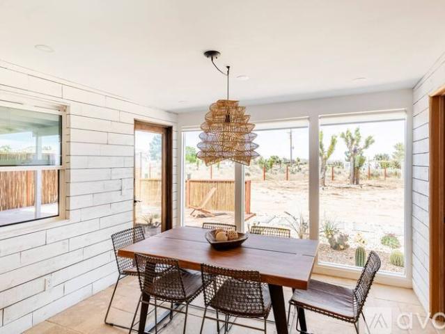 4 BR, 2.5 BA Apartment 2939 Apache Pass, Pioneertown, CA 92268