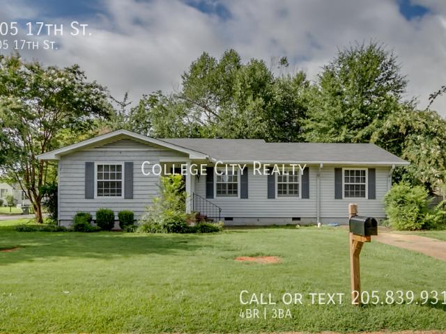 4 BR, 2.5 BA Apartment 305 17th St Tuscaloosa, AL 35401