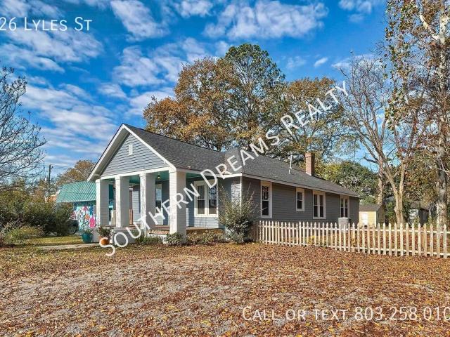 4 BR, 2.5 BA Apartment 326 Lyles St, Cayce, SC 29033