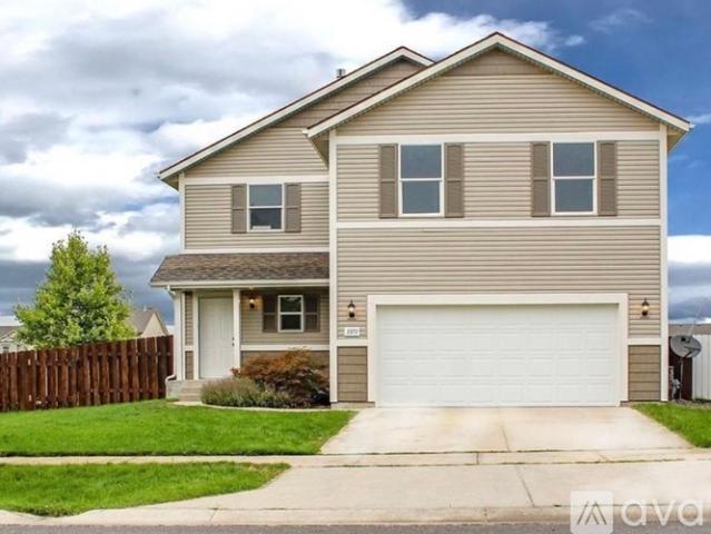 4 BR, 2.5 BA Apartment 3373 West Linneatus Drive, Coeur D'Alene, ID 83815